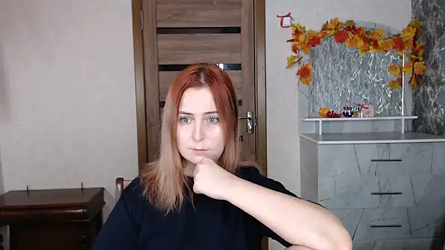 Snapshot of Kristy-Max chatting on September 26, 2025, 2:02 pm Kristy-Max online show from September 26, 2025, 2:02 pm