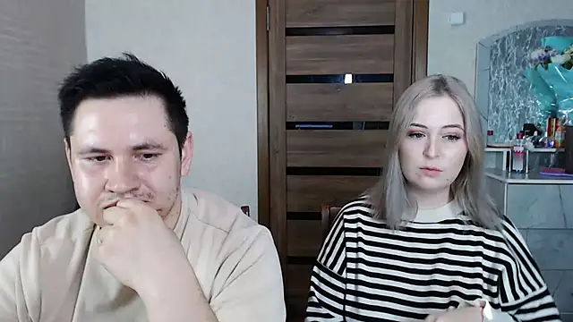 Snapshot of Kristy-Max chatting on March 12, 2025, 6:29 am Kristy-Max online show from March 12, 2025, 6:29 am