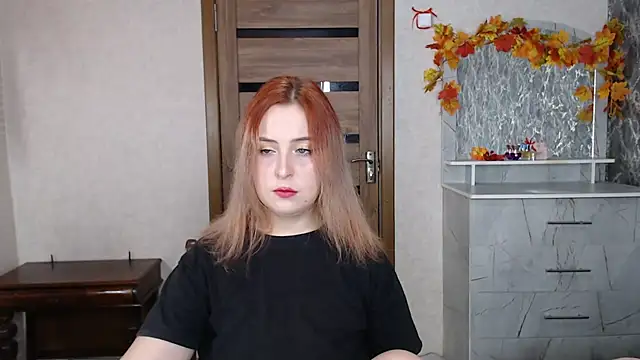 Snapshot of Kristy-Max chatting on September 27, 2025, 6:36 pm Kristy-Max online show from September 27, 2025, 6:36 pm