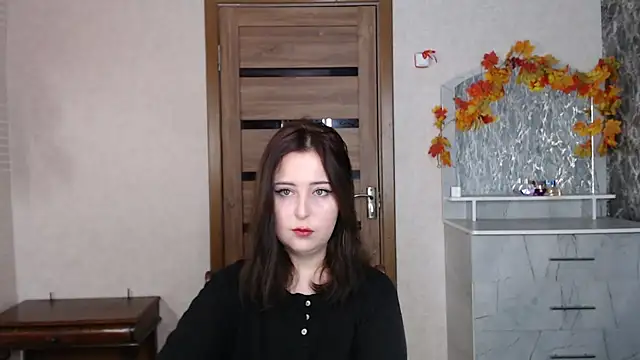 Snapshot of Kristy-Max chatting on October 16, 2025, 6:10 am Kristy-Max online show from October 16, 2025, 6:10 am