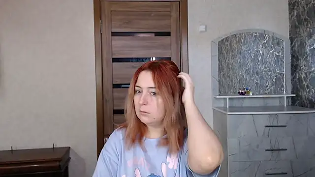 Snapshot of Kristy-Max chatting on September 24, 2025, 2:51 am Kristy-Max online show from September 24, 2025, 2:51 am