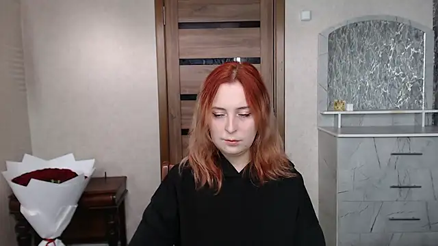 Snapshot of Kristy-Max chatting on September 16, 2025, 4:35 am Kristy-Max online show from September 16, 2025, 4:35 am