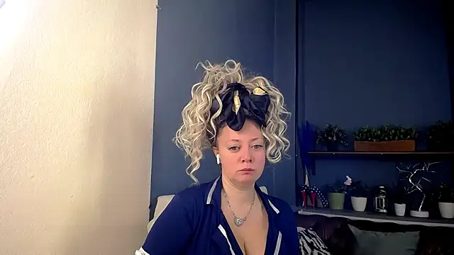 JesiaFoxi online show from March 13, 2026, 8:41 am