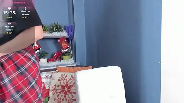 JesiaFoxi online show from January 13, 2026, 12:09 pm