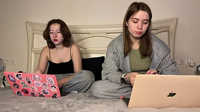 urmissalice online show from February 20, 2025, 12:47 pm