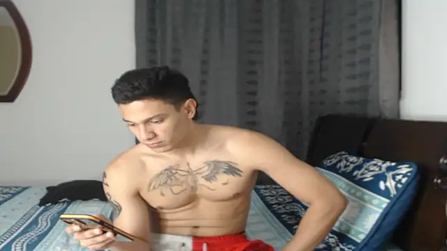 Tobicutee online show from January 7, 2026, 3:33 am