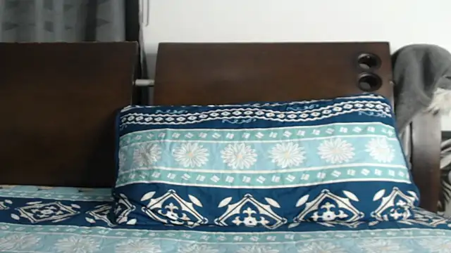 Tobicutee online show from January 9, 2026, 10:00 am