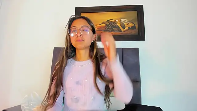 Snapshot of tatiana_valencia chatting on May 16, 2026, 11:42 am tatiana valencia online show from May 16, 2026, 11:42 am