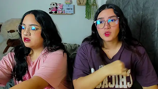 maddie-and-chelsea- online show from October 2, 2025, 11:13 am