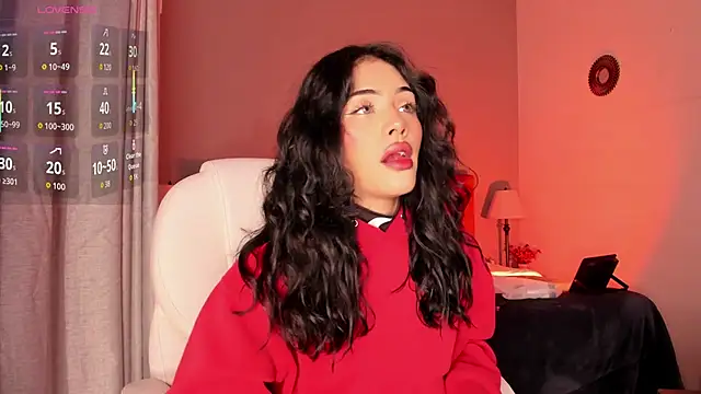 Snapshot of Giovanna_oliveira chatting on January 9, 2026, 6:20 am Giovanna oliveira online show from January 9, 2026, 6:20 am