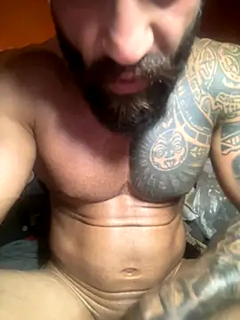 moody1996- online show from November 2, 2025, 3:44 am