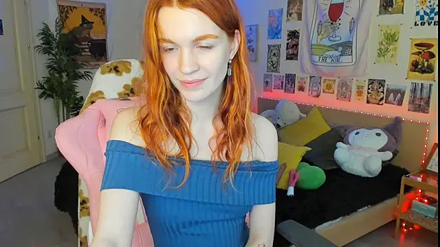 Snapshot of Sunny_Elly chatting on March 18, 2025, 9:56 am Sunny Elly online show from March 18, 2025, 9:56 am