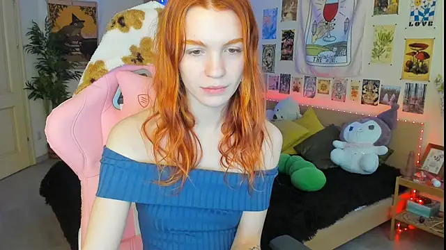 Snapshot of Sunny_Elly chatting on March 18, 2025, 6:50 am Sunny Elly online show from March 18, 2025, 6:50 am