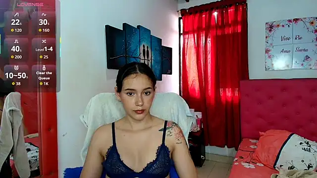 miley blue  online show from November 13, 2025, 7:18 pm