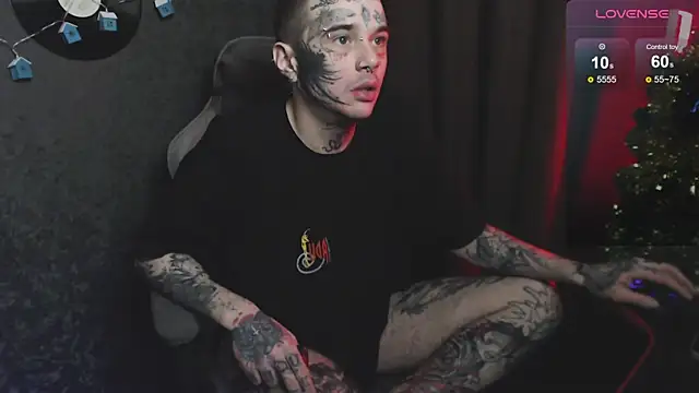 Snapshot of lonelycrystal chatting on December 25, 2024, 1:51 pm lonelycrystal online show from December 25, 2024, 1:51 pm