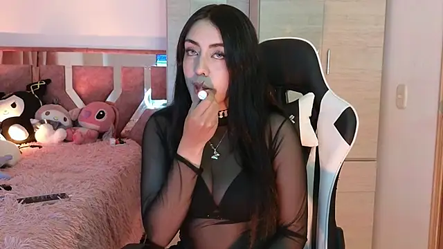 Snapshot of Angel_lusst chatting on December 21, 2024, 4:09 am Angel lusst online show from December 21, 2024, 4:09 am