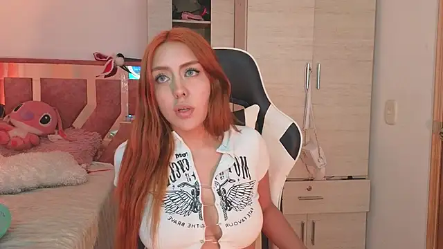 Snapshot of Angel_lusst chatting on January 16, 2025, 6:46 am Angel lusst online show from January 16, 2025, 6:46 am