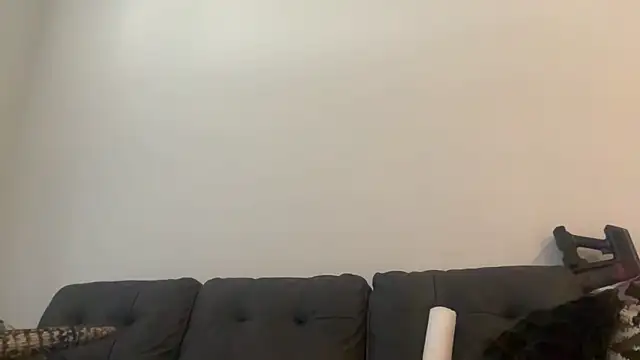 Snapshot of RavenRayyy chatting on November 5, 2025, 3:59 pm RavenRayyy online show from November 5, 2025, 3:59 pm