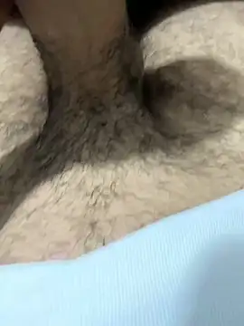 sertseven3333 online show from November 27, 2025, 9:37 pm