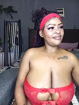 Snapshot of Boobylicious_BB chatting on September 10, 2025, 9:14 pm Boobylicious BB online show from September 10, 2025, 9:14 pm