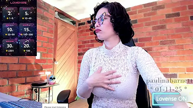 paulinabarnett- online show from November 2, 2025, 2:38 am