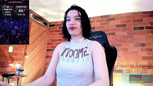 paulinabarnett- online show from November 30, 2025, 5:36 pm