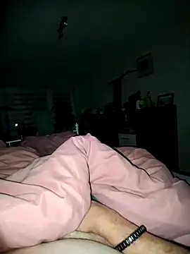 schlonzi81 online show from November 24, 2025, 10:32 pm