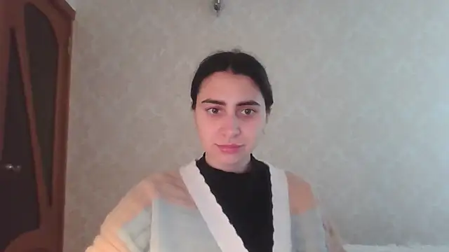 Snapshot of Kashtanka_ chatting on May 18, 2026, 7:02 am Kashtanka online show from May 18, 2026, 7:02 am