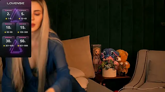 Kylie Benton online show from March 11, 2025, 6:30 am