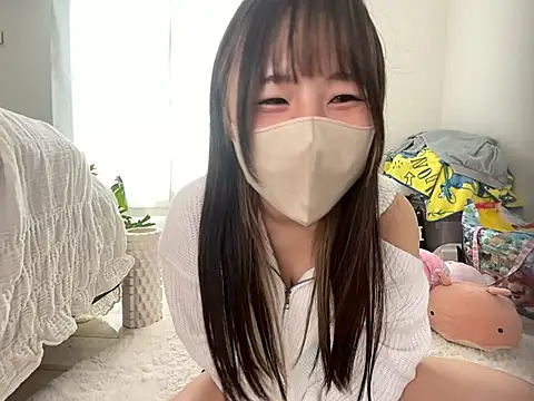 Snapshot of --Kokone-- chatting on March 10, 2025, 12:39 am --Kokone-- online show from March 10, 2025, 12:39 am