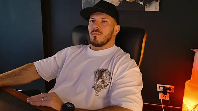 AngeloEric online show from February 25, 2026, 11:54 am