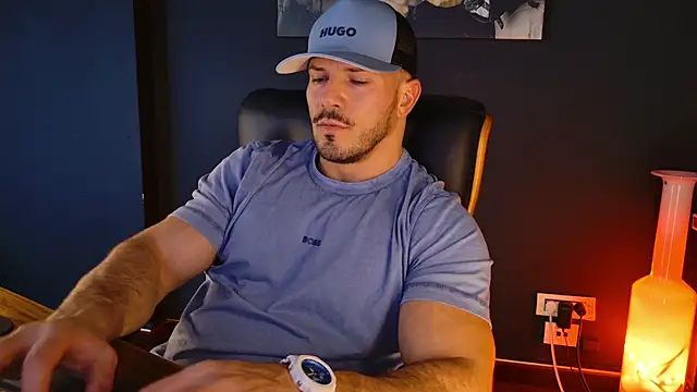 AngeloEric online show from October 29, 2025, 2:16 pm