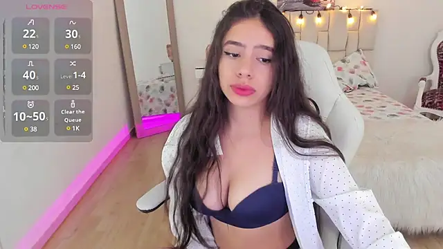 Snapshot of zoe_turnner_18 chatting on March 10, 2025, 11:23 am zoe turnner 18 online show from March 10, 2025, 11:23 am