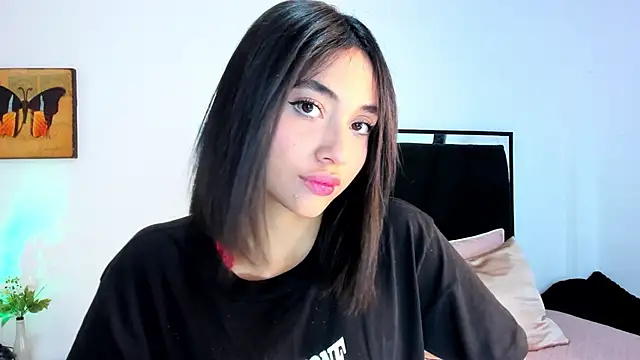 lilithTeen1  online show from November 28, 2025, 2:45 am