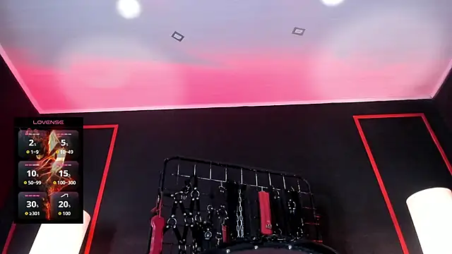 Carolina Arias online show from April 9, 2026, 8:04 pm