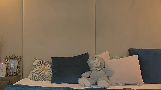 Snapshot of NattyDevon chatting on March 14, 2025, 9:57 am NattyDevon online show from March 14, 2025, 9:57 am