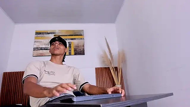 zander 2120 online show from November 13, 2025, 1:15 pm