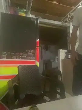 Snapshot of laye19 chatting on February 26, 2026, 4:56 am laye19 online show from February 26, 2026, 4:56 am