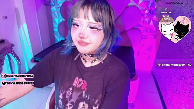 Snapshot of toky_doll chatting on December 18, 2025, 5:12 am toky doll online show from December 18, 2025, 5:12 am