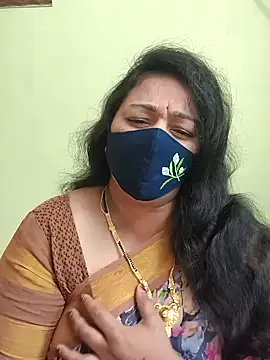 neelu-hoty online show from April 16, 2026, 9:32 am