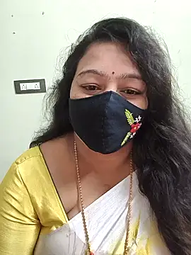 neelu-hoty online show from February 25, 2026, 4:29 pm