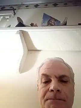 Hand69someguy online show from October 29, 2025, 4:06 pm