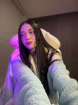 Snapshot of ANDREA_FERRY chatting on December 6, 2024, 4:30 am ANDREA FERRY online show from December 6, 2024, 4:30 am