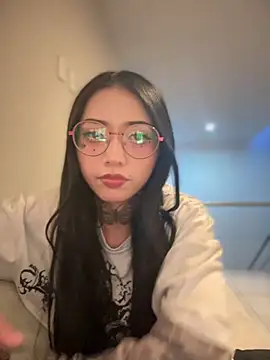 Snapshot of ANDREA_FERRY chatting on September 10, 2025, 1:04 am ANDREA FERRY online show from September 10, 2025, 1:04 am