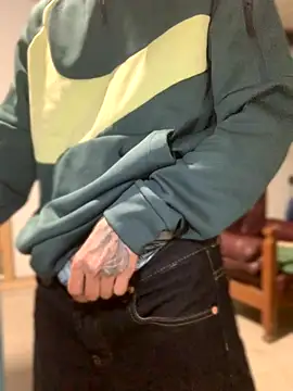 Snapshot of 27powercm chatting on November 7, 2025, 5:01 am 27powercm online show from November 7, 2025, 5:01 am