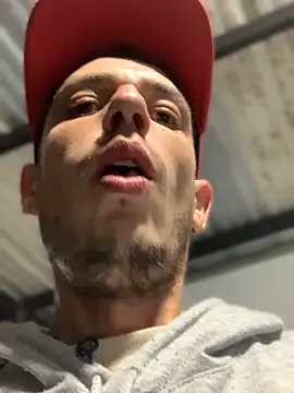 Snapshot of 27powercm chatting on December 21, 2025, 6:26 am 27powercm online show from December 21, 2025, 6:26 am