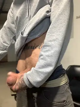 Snapshot of 27powercm chatting on February 3, 2026, 6:22 am 27powercm online show from February 3, 2026, 6:22 am