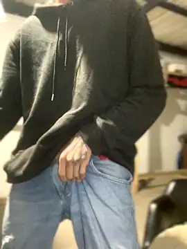 Snapshot of 27powercm chatting on October 22, 2025, 11:58 pm 27powercm online show from October 22, 2025, 11:58 pm