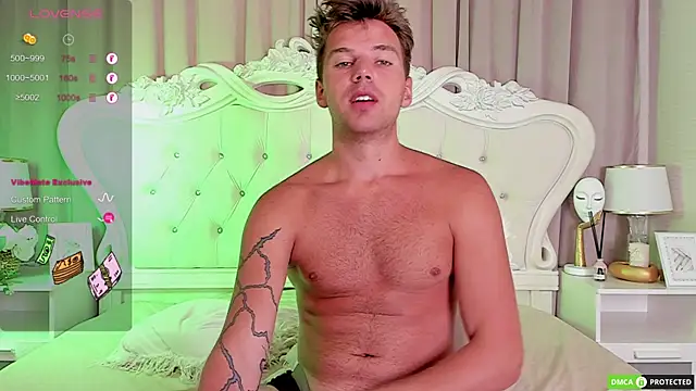 ArthurWhitee online show from November 30, 2025, 8:26 am