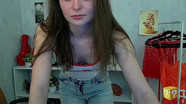 Snapshot of _Barbie_Kiss_ chatting on May 5, 2026, 12:19 pm Barbie Kiss online show from May 5, 2026, 12:19 pm